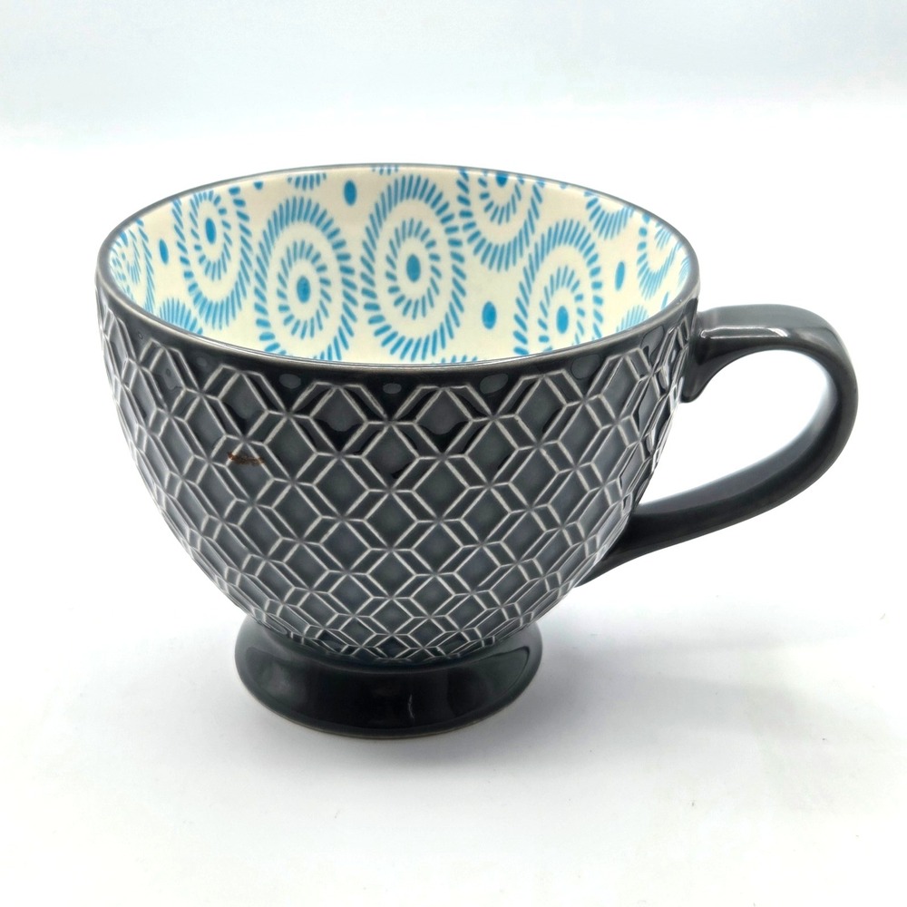 Signature Housewares Footed Coffee Tea Mug 14 Oz Light Blue Inside Embossed